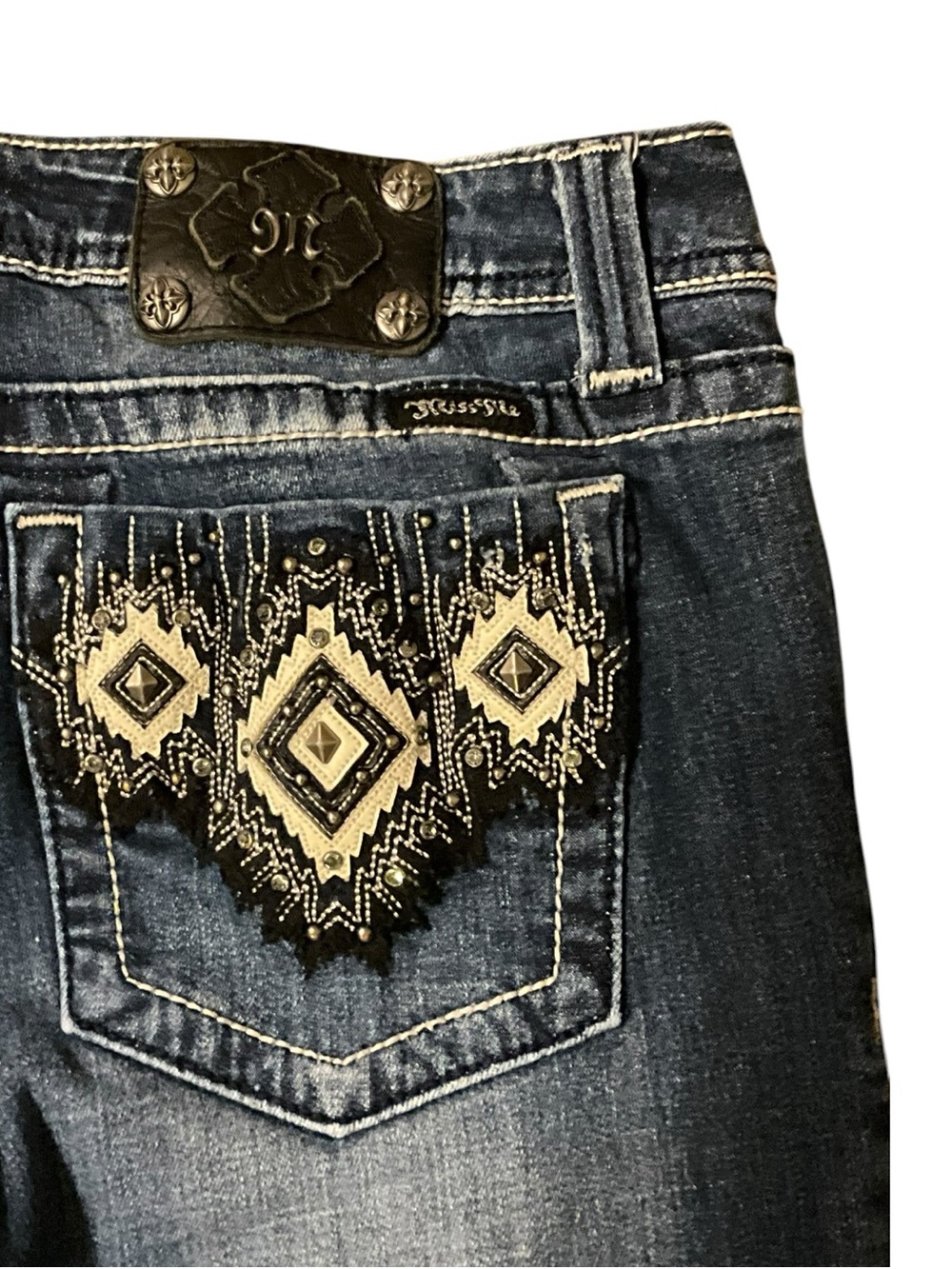 Miss Me Womens Bootcut Jeans 31 Dark Wash Stretch Denim Aztec Embroidered EUC - Picture 4 of 13